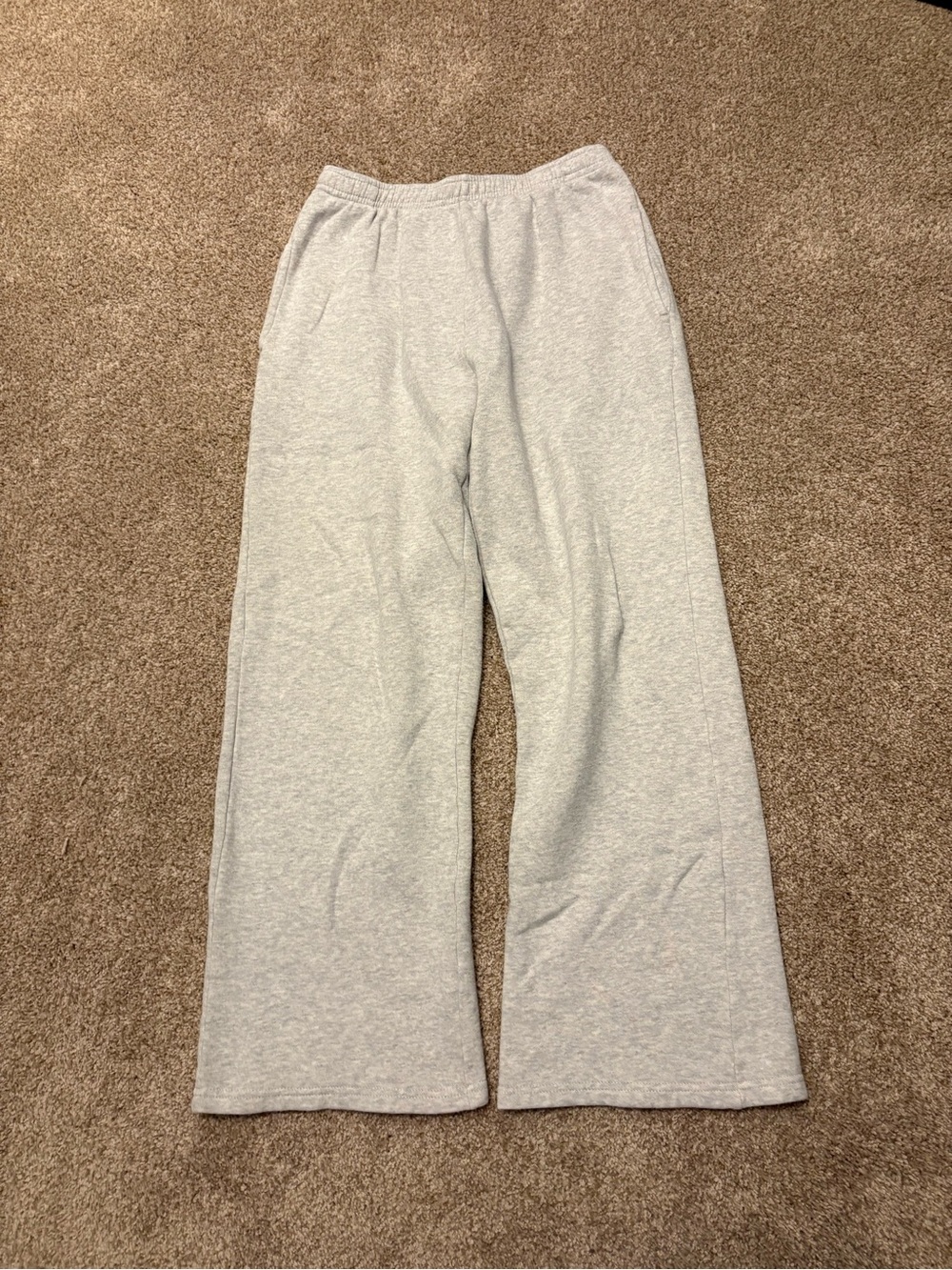 Brandy Melville John Galt Baggy Sweatpants